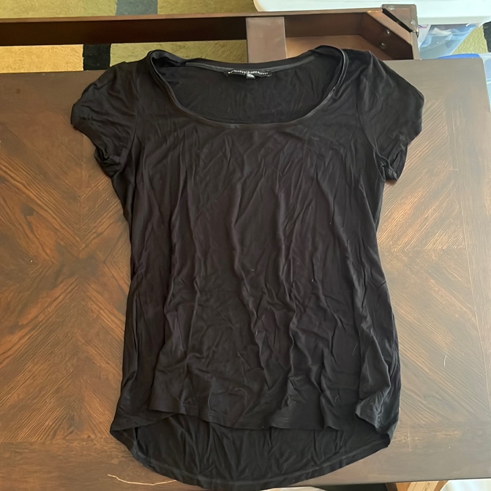 black tshirt